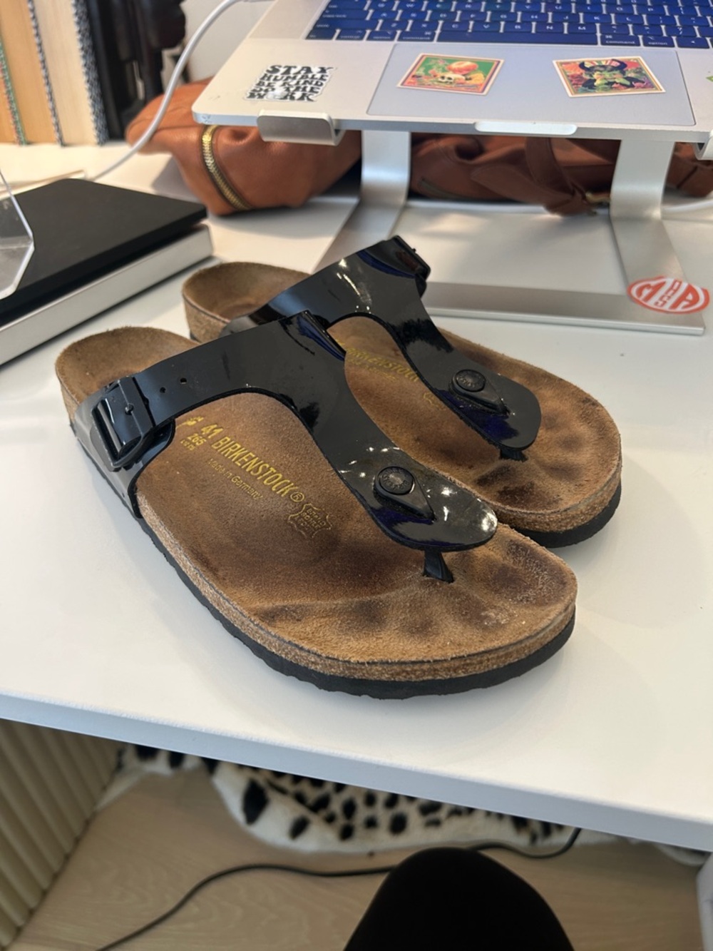 Birkenstock Gizeh Patent Thong Sandals in Black